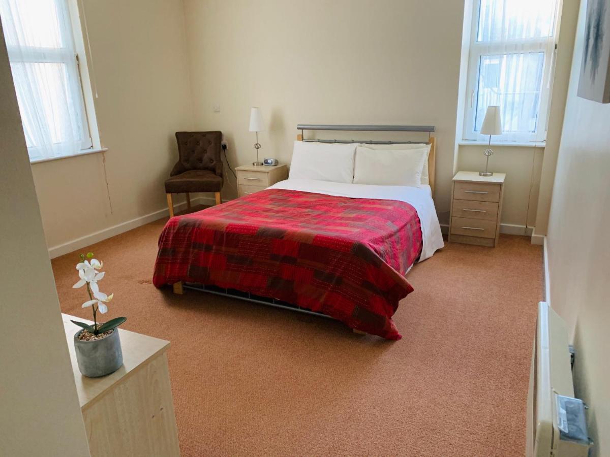 Cunard Apartments Douglas Bagian luar foto